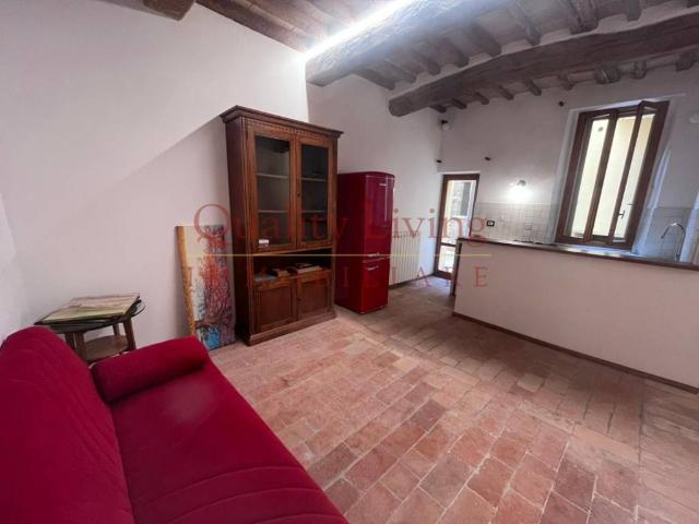 Appartamento in affitto a Sant'Erminio, Cenerente