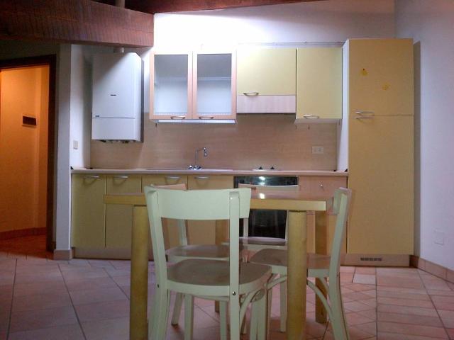 Appartamento in affitto a Sant'Erminio, Cenerente