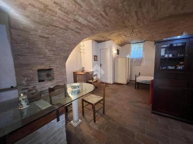 Appartamento in affitto a Sant'Erminio, Cenerente