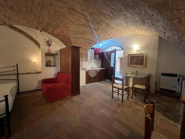 Appartamento in affitto a Sant'Erminio, Cenerente
