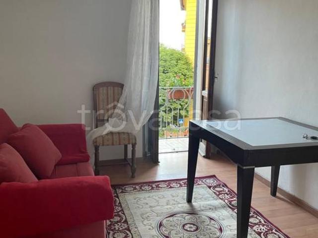 Appartamento in affitto a Sant'Erminio, Cenerente