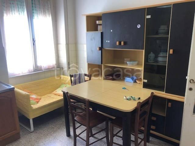 Appartamento in affitto a Sant'Erminio, Cenerente
