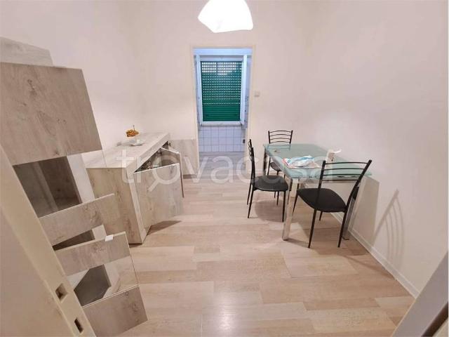 Appartamento in affitto a Santa Lucia, Cenerente