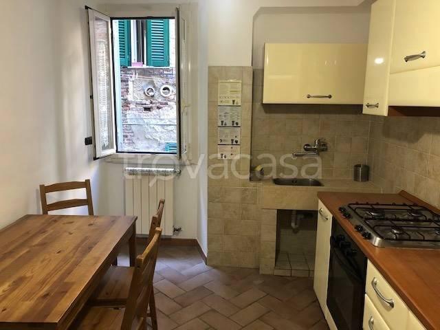 Appartamento in affitto a Sant'Erminio, Cenerente