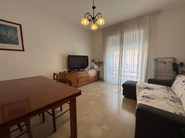 Appartamento in affitto a Sant'Erminio, Cenerente
