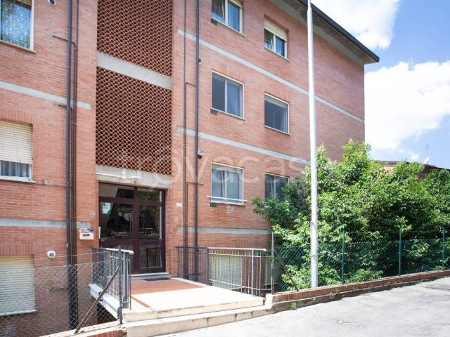Appartamento in affitto a Santa Lucia, Cenerente
