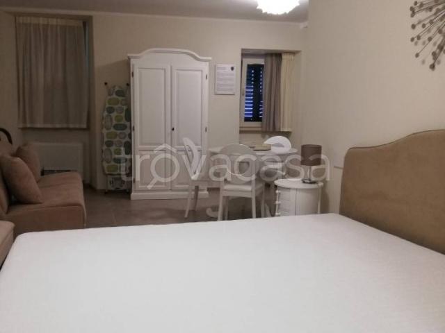 Appartamento in affitto a Sant'Erminio, Cenerente