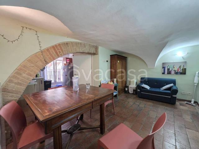 Appartamento in affitto a Sant'Erminio, Cenerente