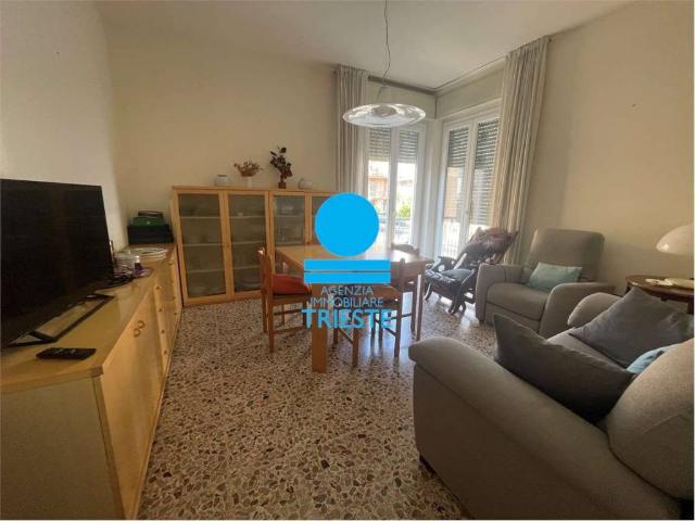 Appartamento in affitto a Centro Storico, Marche