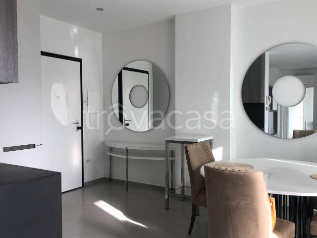 Appartamento in affitto a Centro Storico, Marche