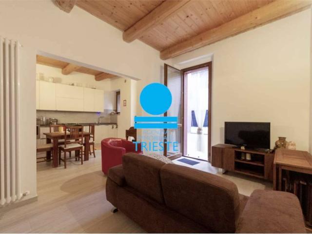 Appartamento in affitto a Centro Storico, Marche