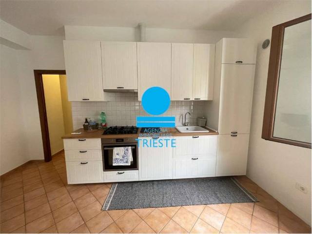 Appartamento in affitto a Centro Storico, Marche