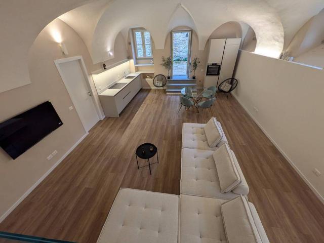 Appartamento in affitto a Centro Storico, Marche