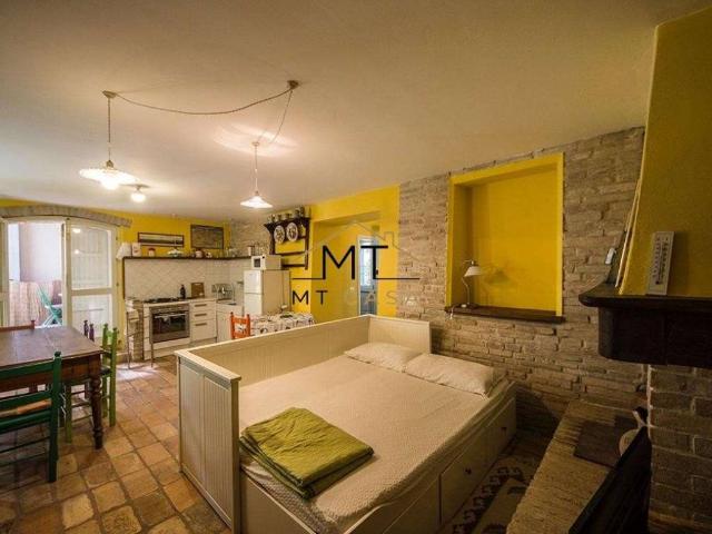 Appartamento in affitto a Centro Storico, Marche