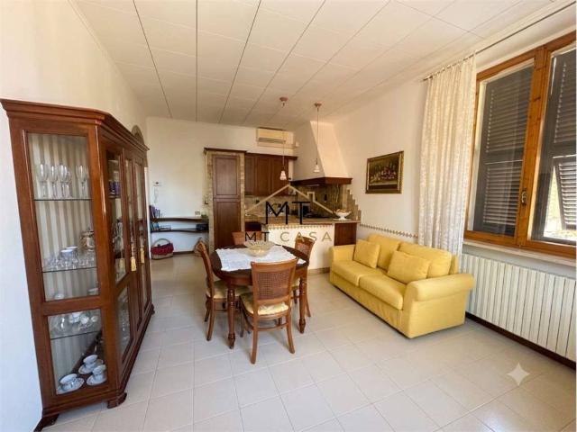 Appartamento in affitto a Centro Storico, Marche