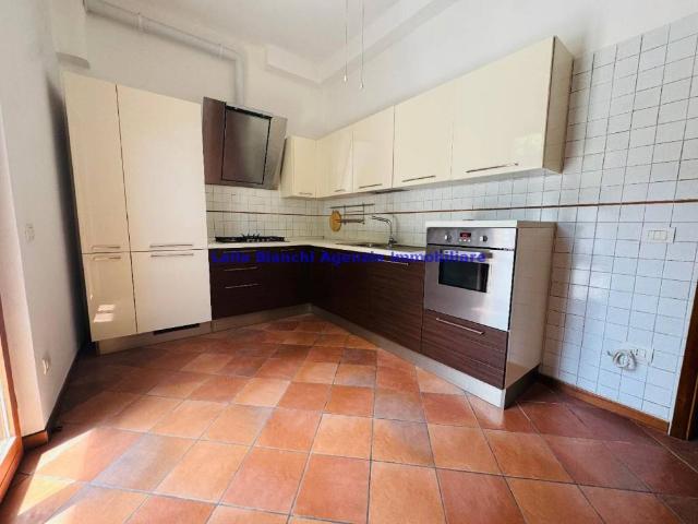 Appartamento in affitto a Centro Storico, Marche