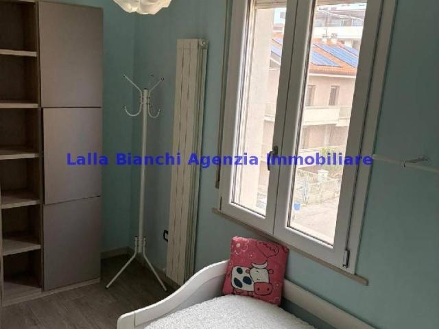 Appartamento in affitto a Baia Flaminia, Marche