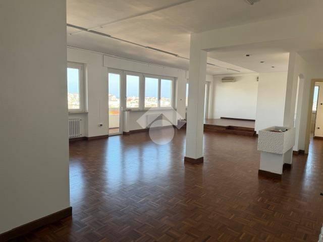 Appartamento in affitto a Pescara, Abruzzo