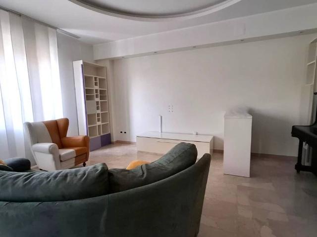Appartamento in affitto a Rancitelli, Pescara