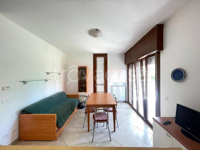 Appartamento in affitto a Peschiera Del Garda, Veneto