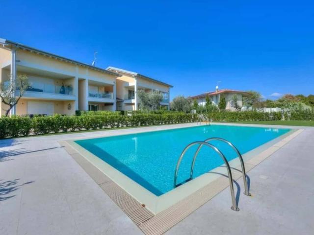 Appartamento in affitto a Peschiera Del Garda, Veneto