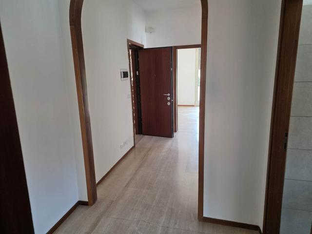 Appartamento in affitto a Infrangibile, Piacenza