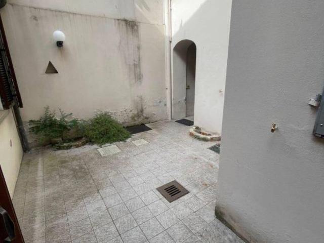 Appartamento in affitto a Infrangibile, Piacenza