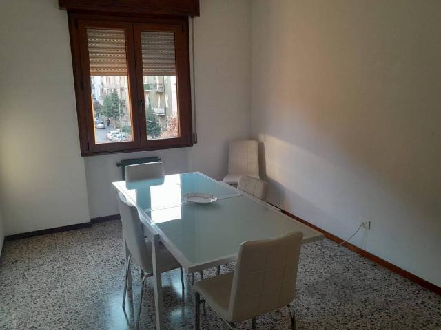 Appartamento in affitto a Piacenza, Reggio Emilia