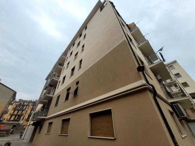 Appartamento in affitto a Infrangibile, Piacenza