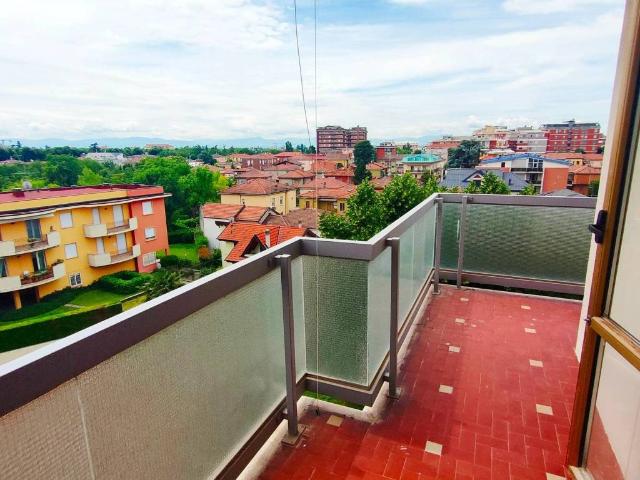 Appartamento in affitto a Infrangibile, Piacenza