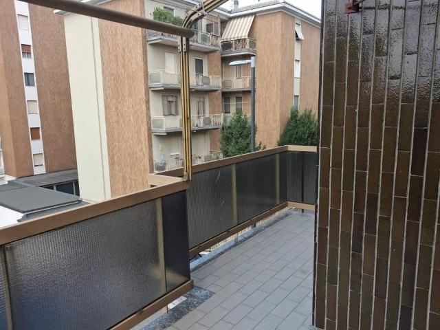 Appartamento in affitto a Infrangibile, Piacenza