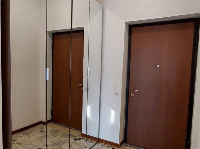 Appartamento in affitto a Infrangibile, Piacenza