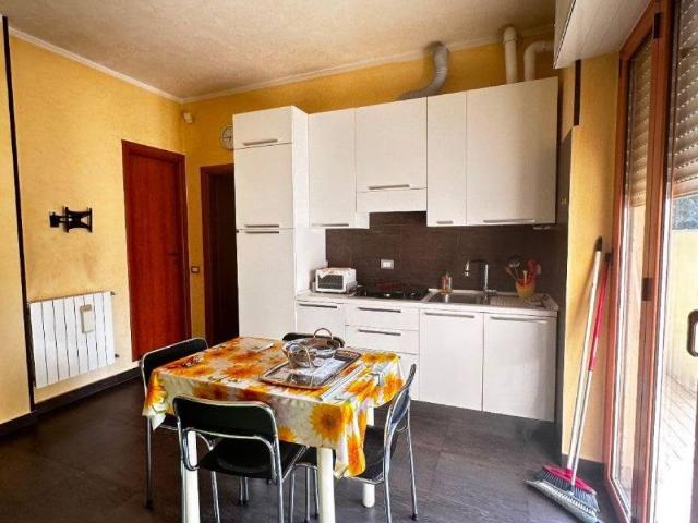 Appartamento in affitto a Infrangibile, Piacenza