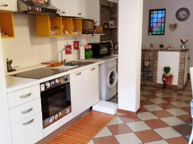Appartamento in affitto a Infrangibile, Piacenza