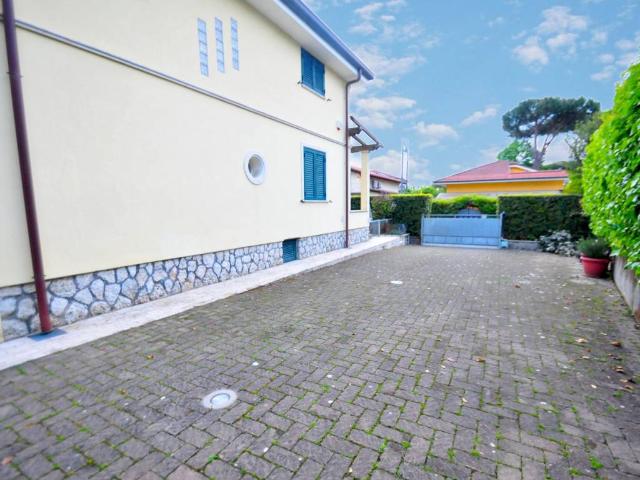 Appartamento in affitto a Tonfano, Toscana