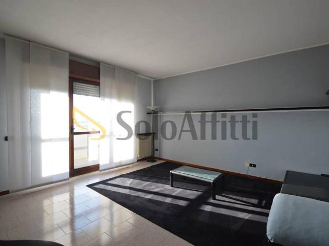 Appartamento in affitto a Pieve Emanuele, Milano