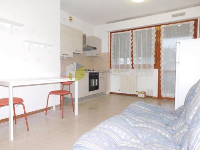 Appartamento in affitto a Calambrone, Pisa
