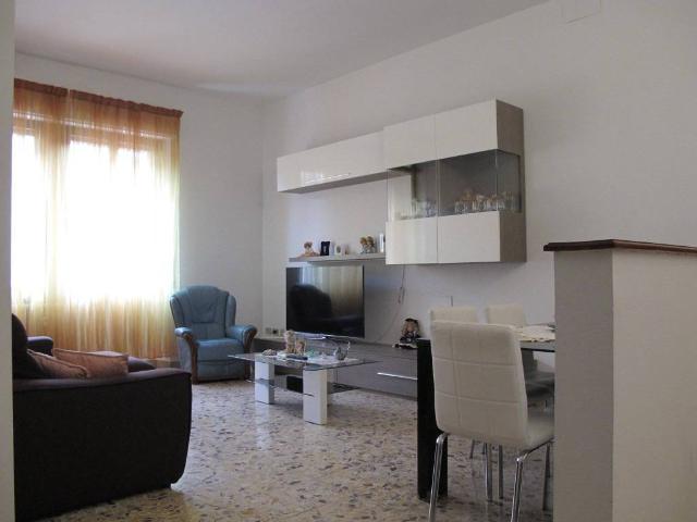 Appartamento in affitto a Lo Sperone, Pistoia