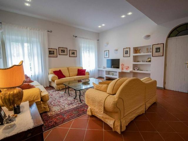 Appartamento in affitto a Chiesina Montalese, Pistoia