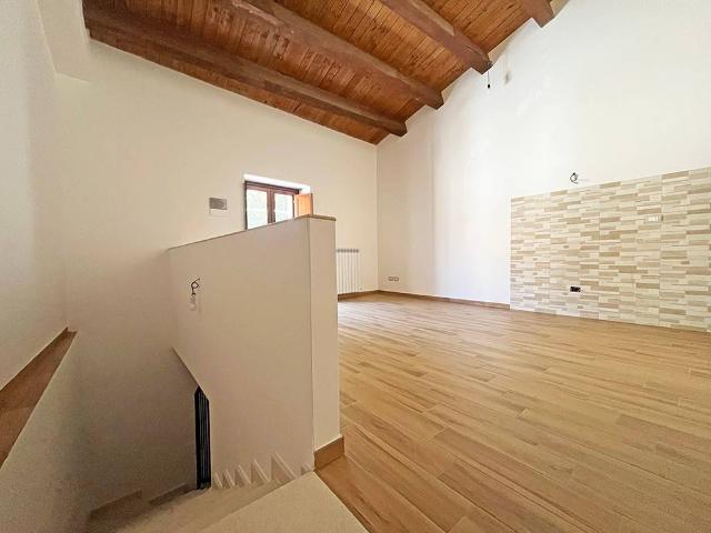 Appartamento in affitto a Villa Mercato, Pizzoli