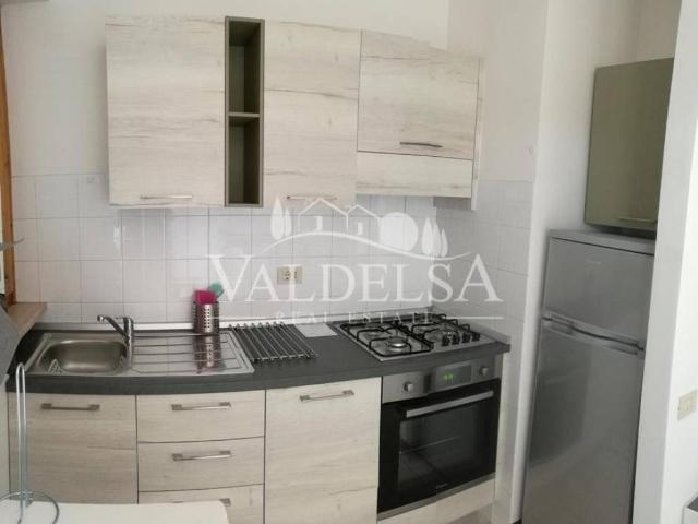 Appartamento in affitto a Lecchi, Toscana