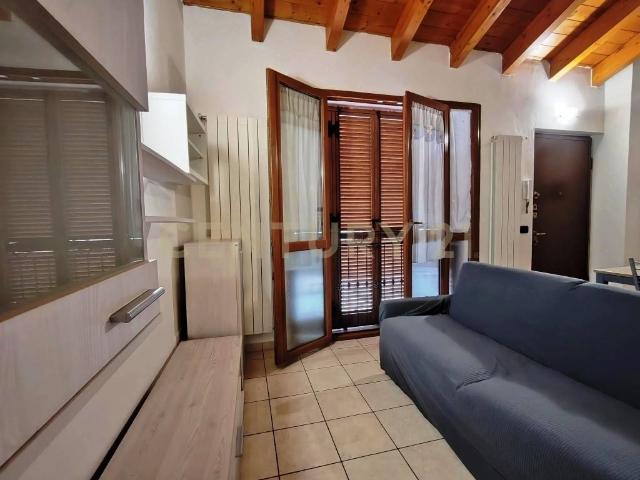 Appartamento in affitto a Pogliano Milanese, Milano