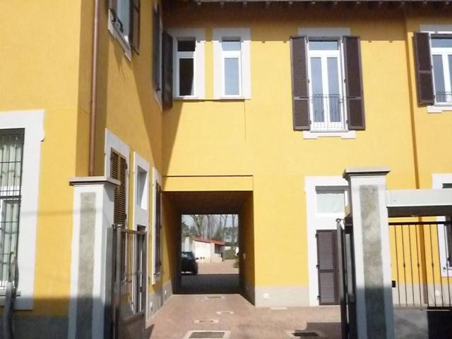 Appartamento in affitto a Pogliano Milanese, Milano