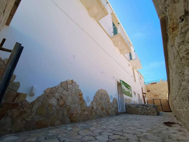 Appartamento in affitto a Rione Gelso, Puglia
