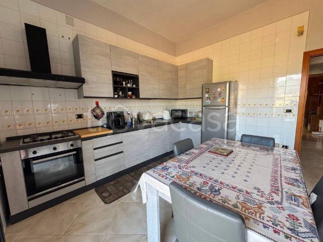 Appartamento in affitto a Pollena Trocchia, Campania