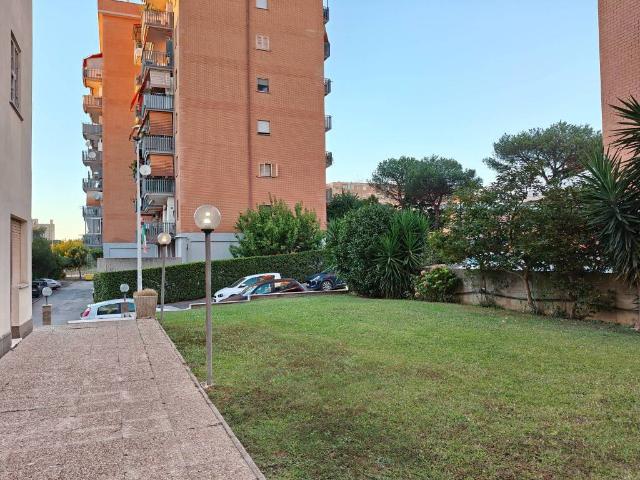 Appartamento in affitto a Primavera, Pomezia