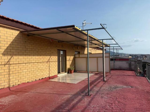 Appartamento in vendita a Pomigliano D'arco, Campania