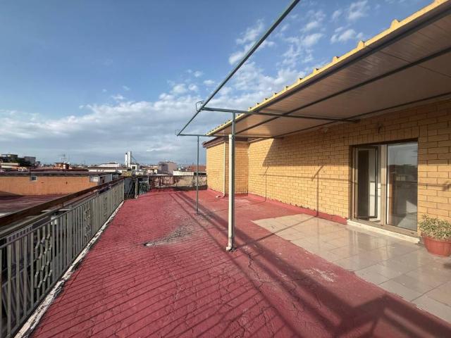 Appartamento in vendita a Pomigliano D'arco, Campania