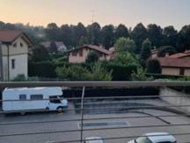 Appartamento in affitto a Ponte Lambro, Lombardia