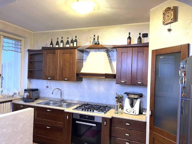 Appartamento in affitto a Ponte San Pietro, Bergamo